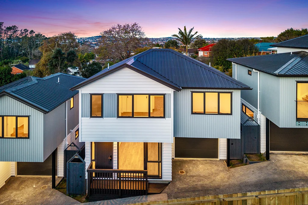 Glen Eden 3房  Sky Tower Views & Standalone Freedom!