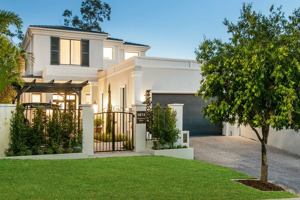 Hope Island 4 Bedroom A Masterpiece of Elegance and Comfort in the Heart of Sanctuary Cove