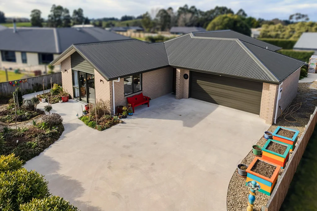 Oamaru 3房  GORGEOUS HOME IN WAIAREKA JUNCTION