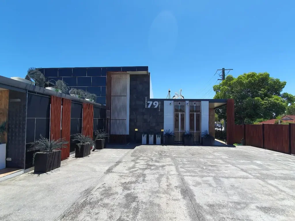 RARE ICONIC SPACE FOR A PROFESSIONAL