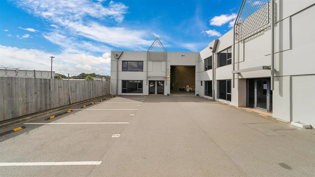 Addington Warehouse/Office Close to the CBD
