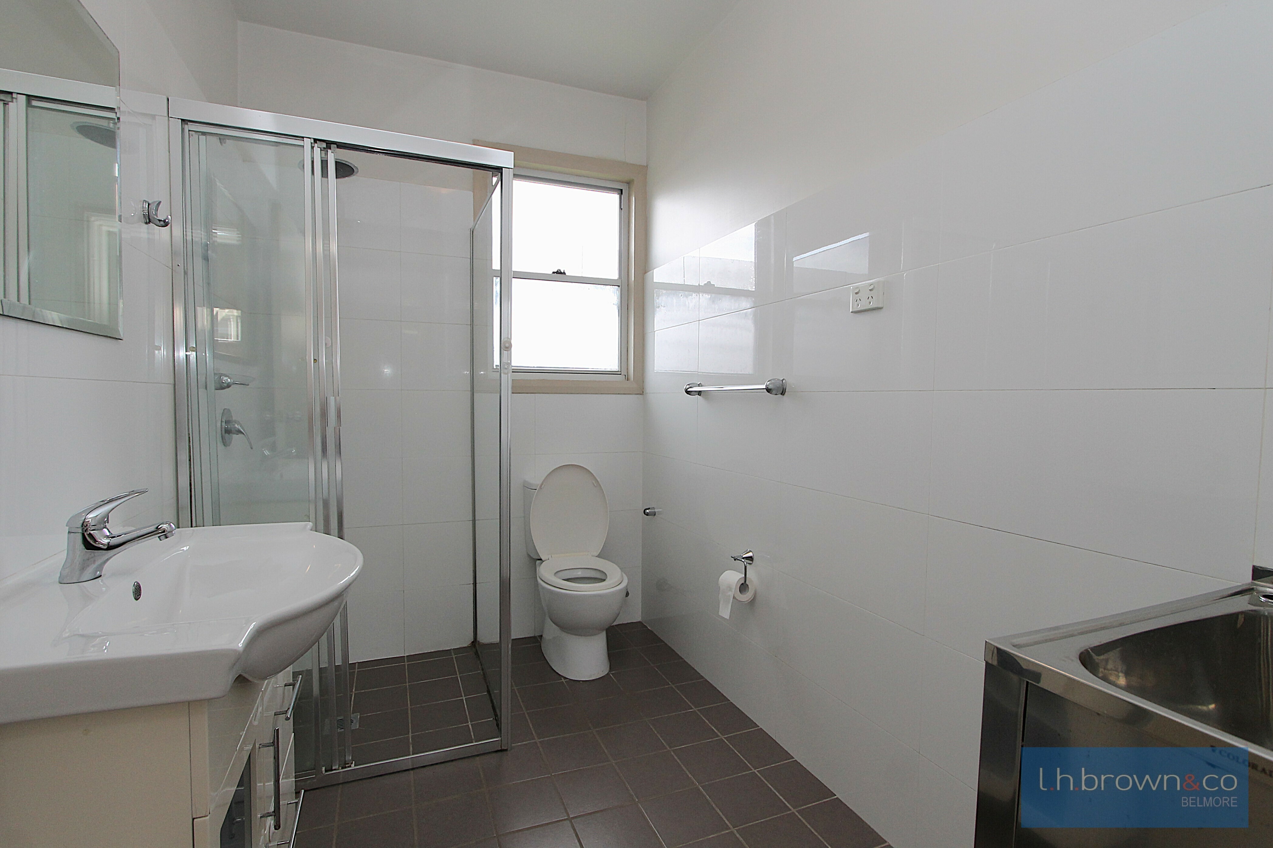 8A DAVID ST, GREENACRE NSW 2190, 0 rūma, 0 rūma horoi, Flat