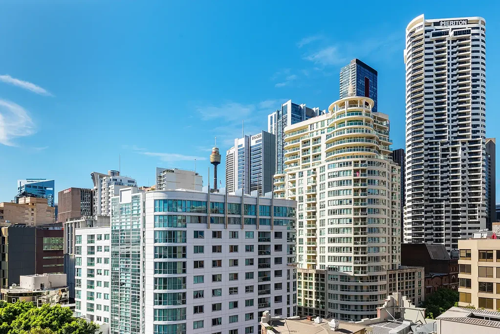 Sydney 3ห้องนอน Rare Three-Bedroom Plus Study Residence with Spectacular CBD Views