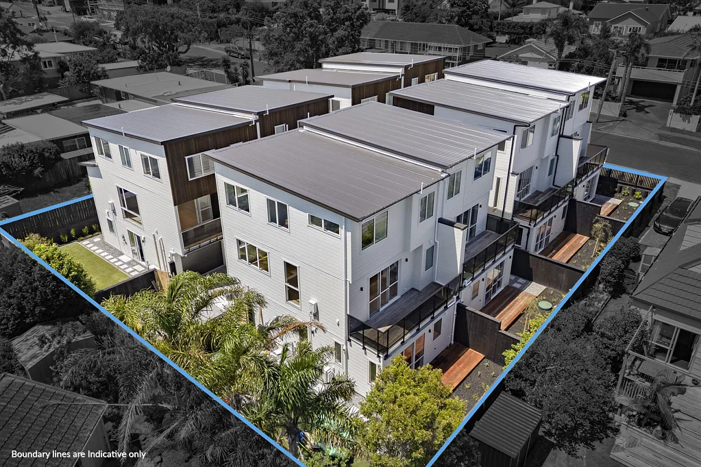 Belmont 4chambre 3 & 4 Bedroom Options With Gardens!