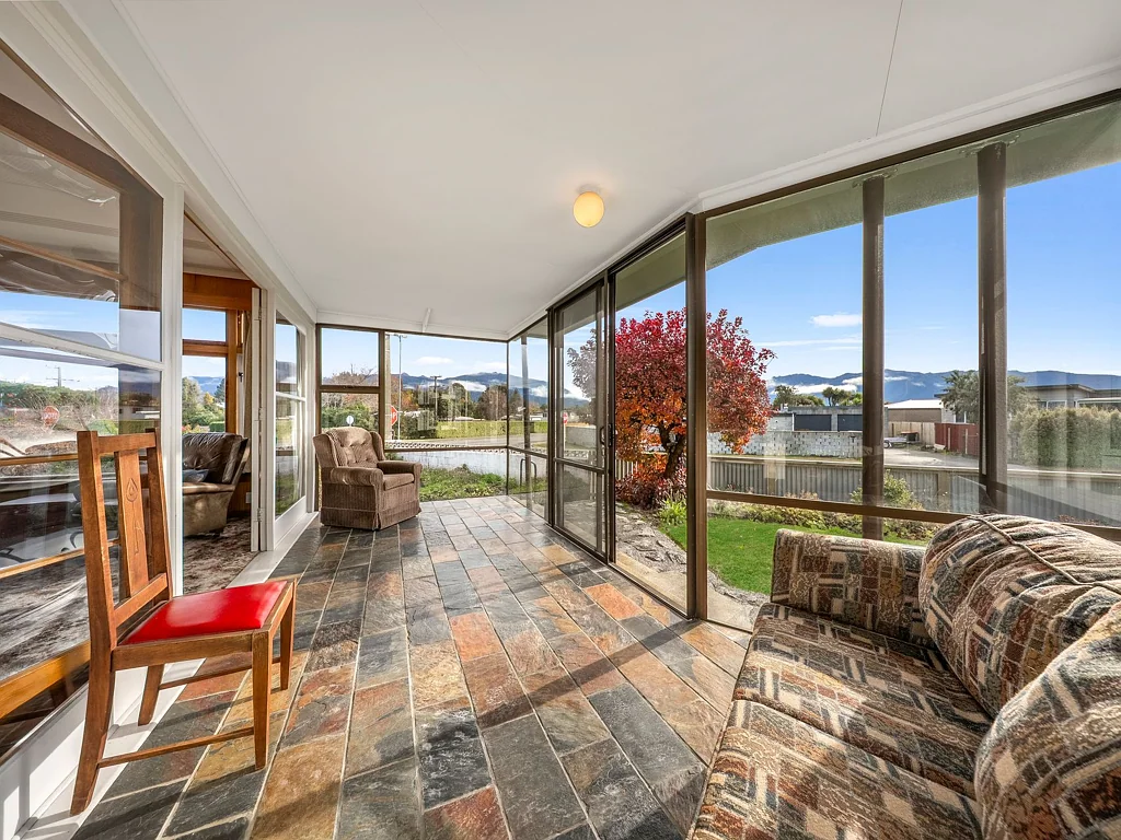 Te Anau 3chambre Prime Location with investment potential