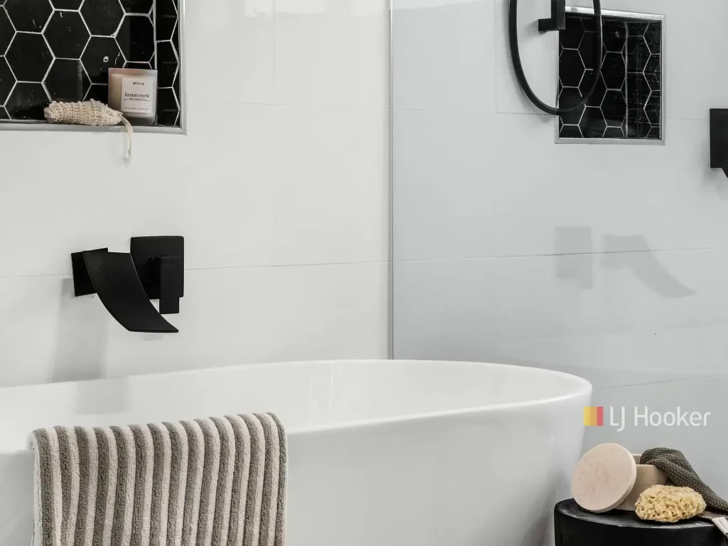 Devonport 4房  Elevated Elegance. Uncompromising Luxury