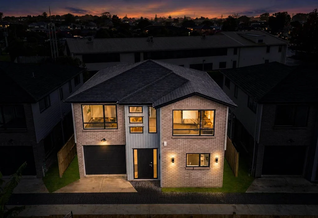 Papatoetoe 5房  Large Brand New Homes!