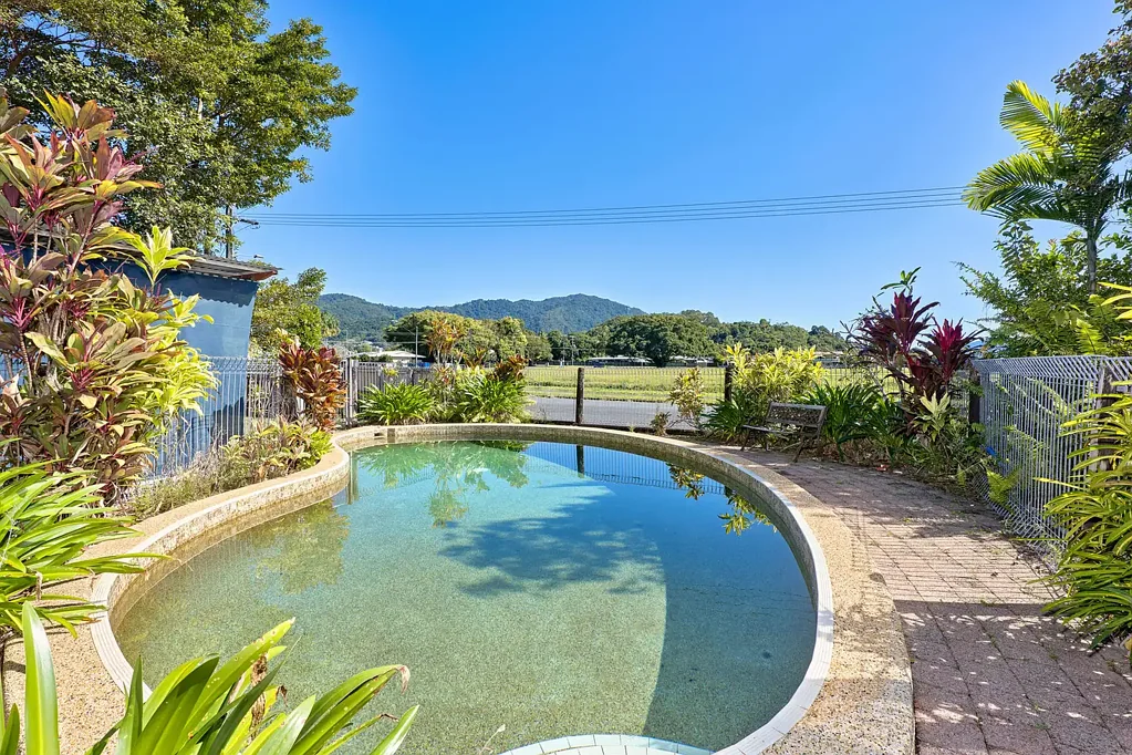 Woree 2ਬੈੱਡਰੂਮ Private Villa Living - Feels Like a House with Poolside Position