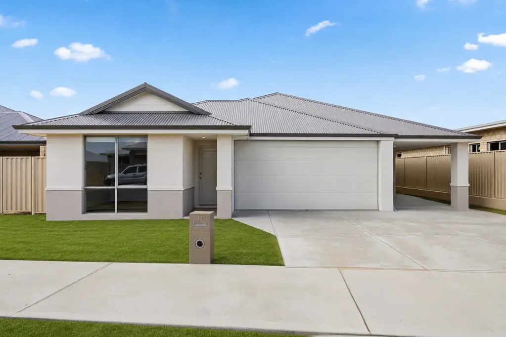 Brand New Three Bedroom Dual Living Property!