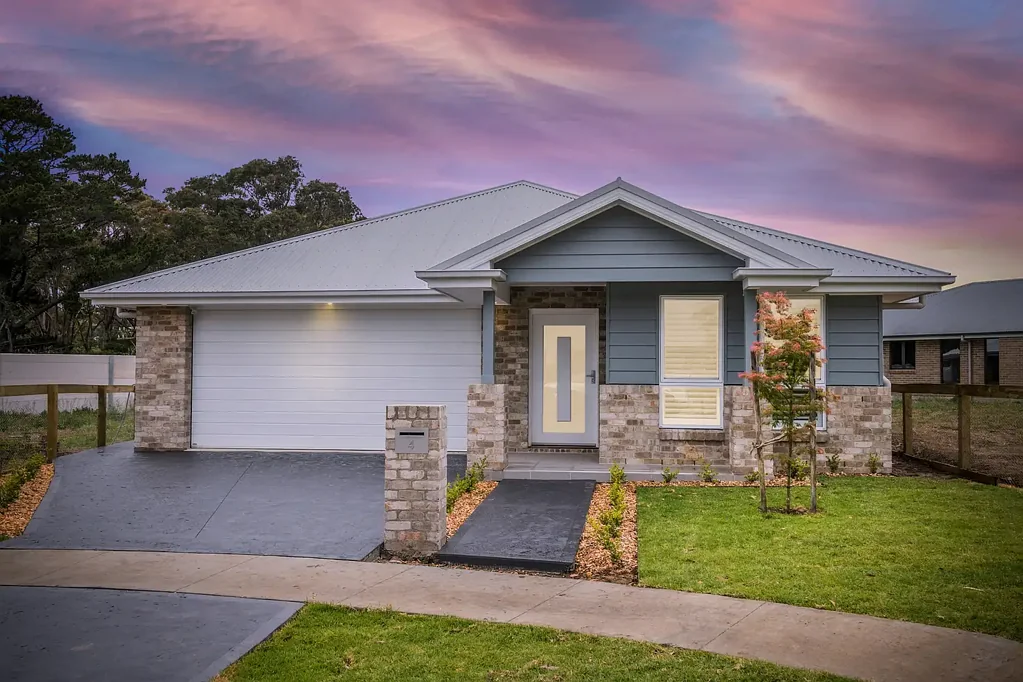 Mittagong 5कमरा Ready for your Family to Make It a Home