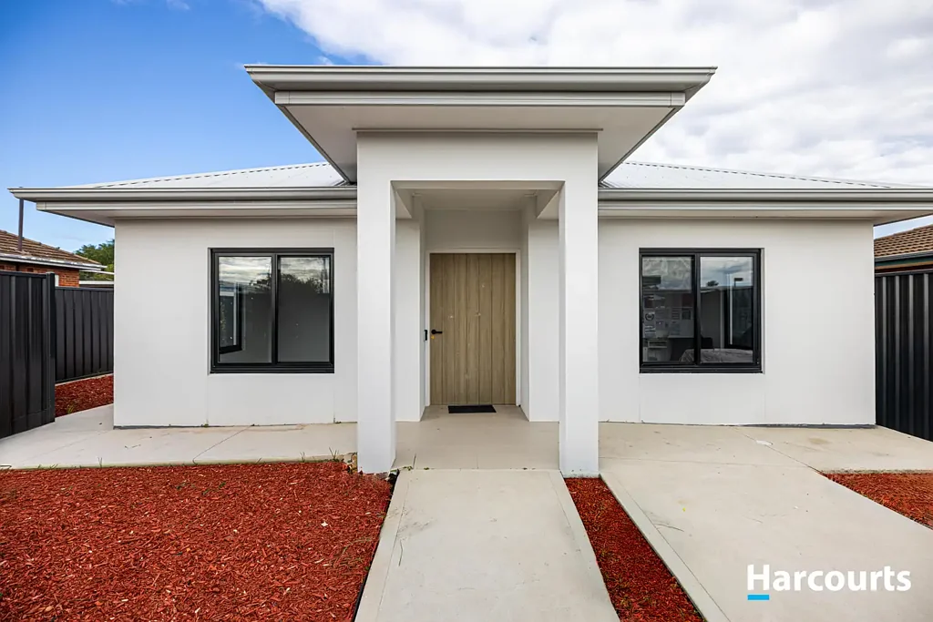 Clovelly Park 3 Slaapkamer Prime SDA Investment! High-Yield, "Set and Forget" Investment Property