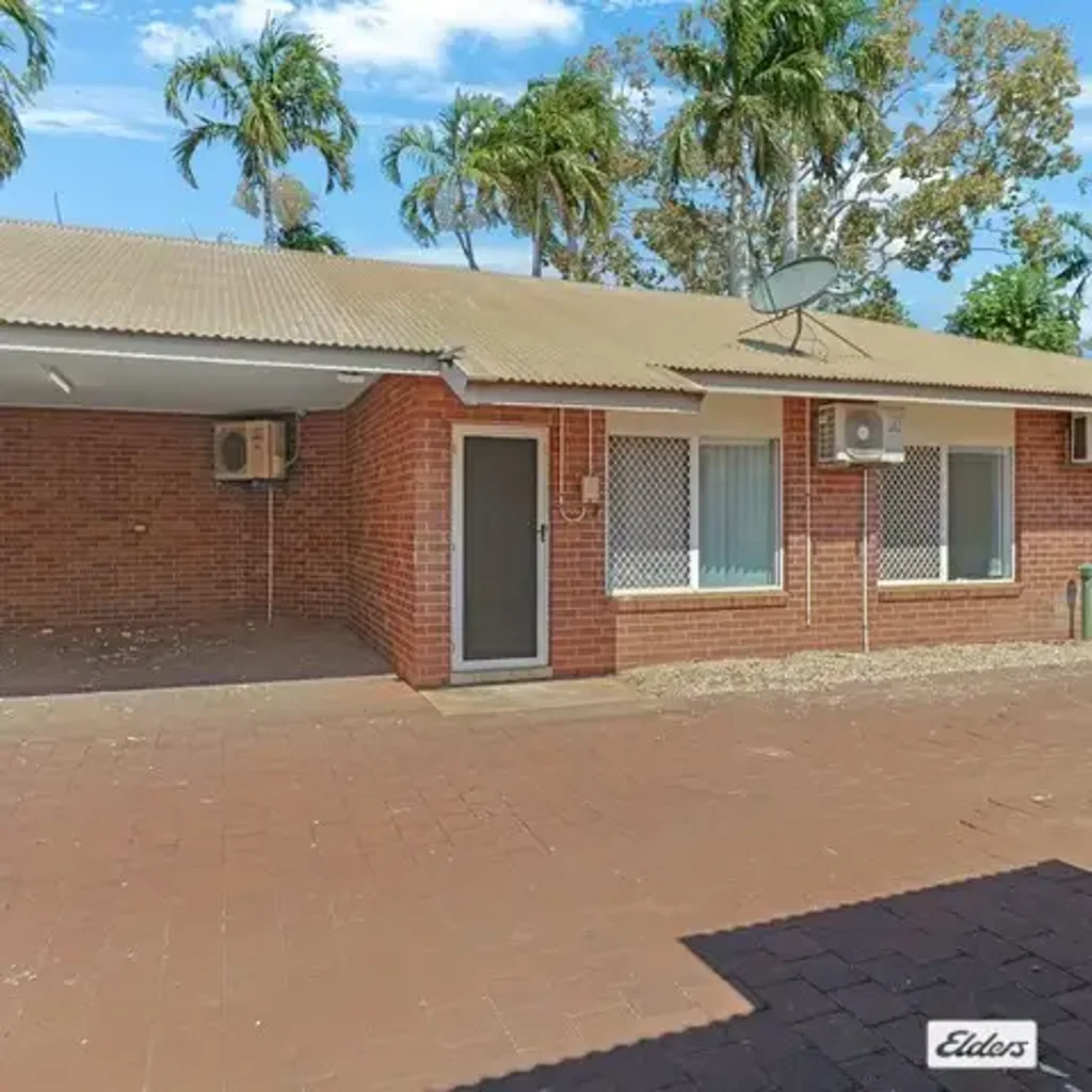 Rare 3-Bedroom, 2-Bathroom Unit – Stylish, Spacious & Low Maintenance!