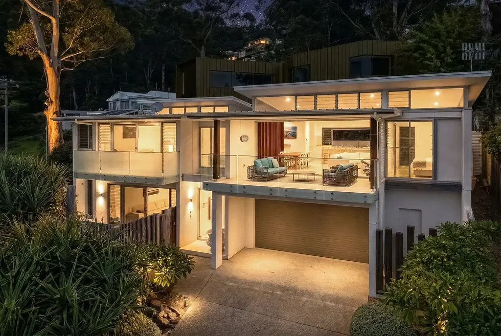Avoca Beach 5房  Architectural Coastal Living Just Moments from Avoca Beach