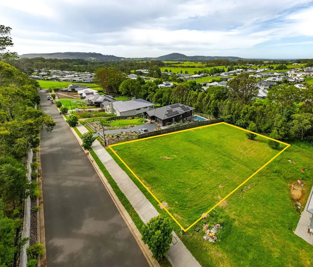 Berry Stunning Treetop Views Awaits Your Dream Build
