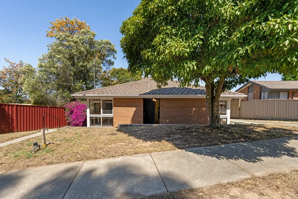1 Clarey Avenue, Seymour, VIC 3660
