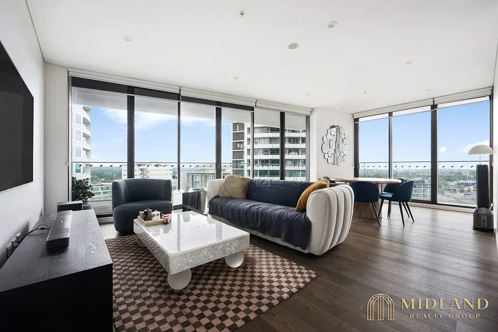 St Leonards 2Kwarto Sunlit North-East Corner Apartment in Iconic 'Landmark'