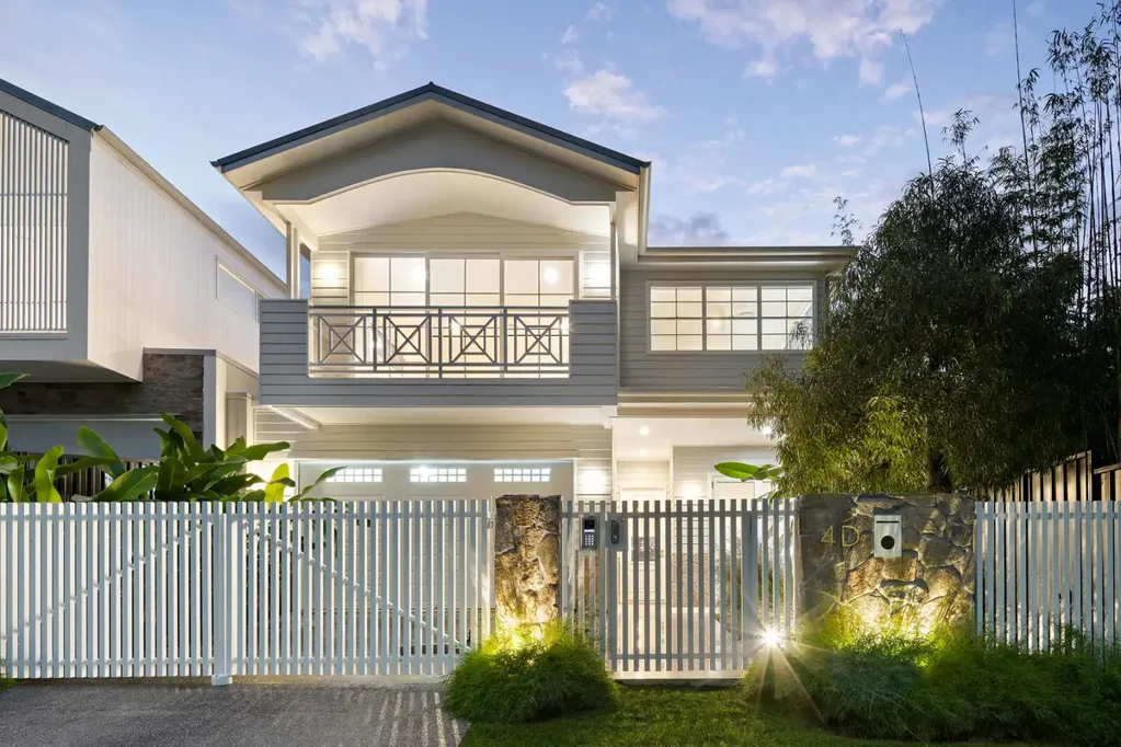 4D Handel Street, Indooroopilly, QLD 4068