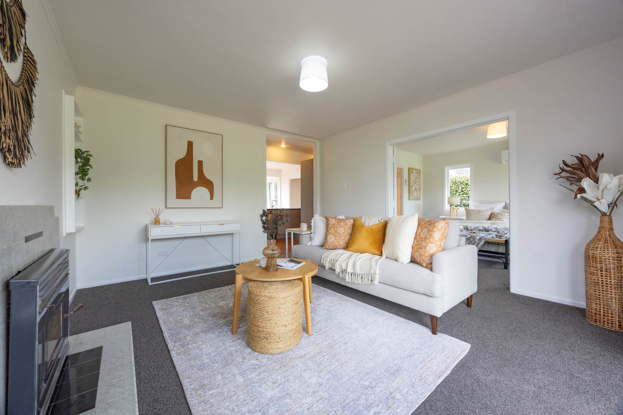 1/12 Neil Avenue, Te Atatu Peninsula, photo 2