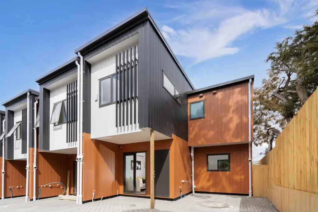 Henderson 2બેડરૂમ Brand New – Corner Site