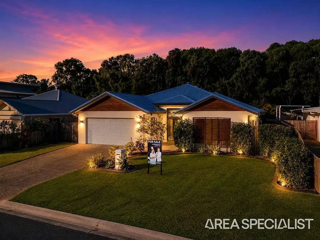 Shoal Point 4房  Reserve-Backed Coastal Living on a Tightly Held Circuit
