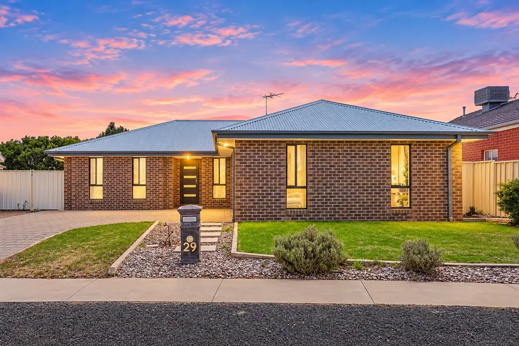 Spacious Family Living with a Renovated Kitchen.