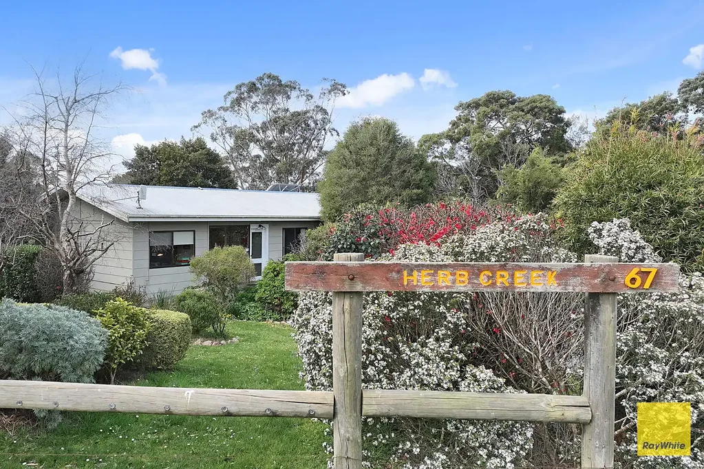 Fish Creek 2房  "Herb Creek" - a garden sanctuary offering a more considered way of living