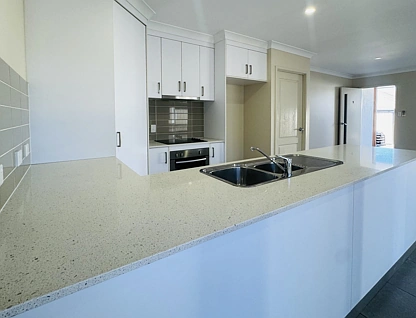 1 & 2/55 HANNAY Street, Moranbah, Mackay, 6 chambres, 4 salles de bain, Apartment