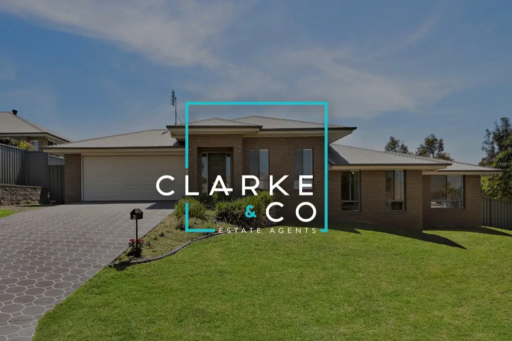 2 Pearse Crescent, Bolwarra Heights, NSW 2320