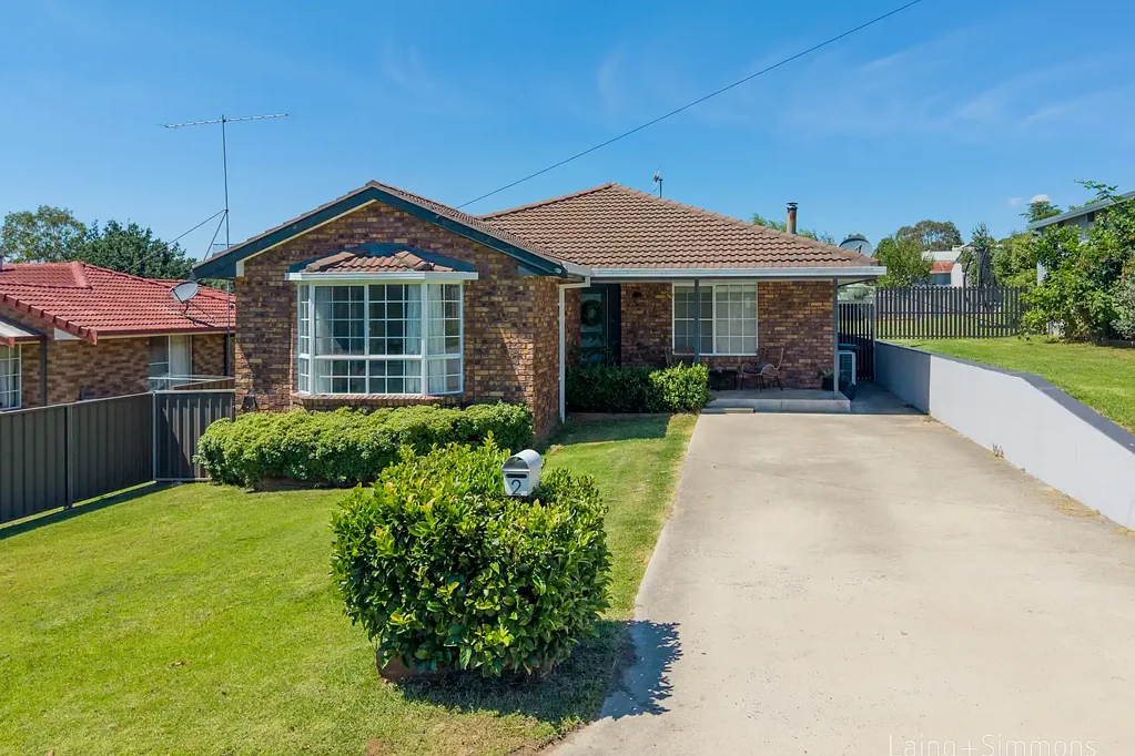 2 Vincent Street, Uralla, NSW 2358