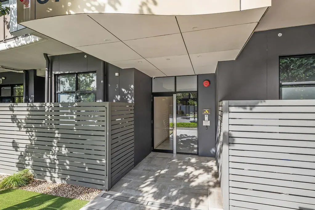 Essendon 1ห้องนอน Stylish Living in a Prime Lifestyle Location!