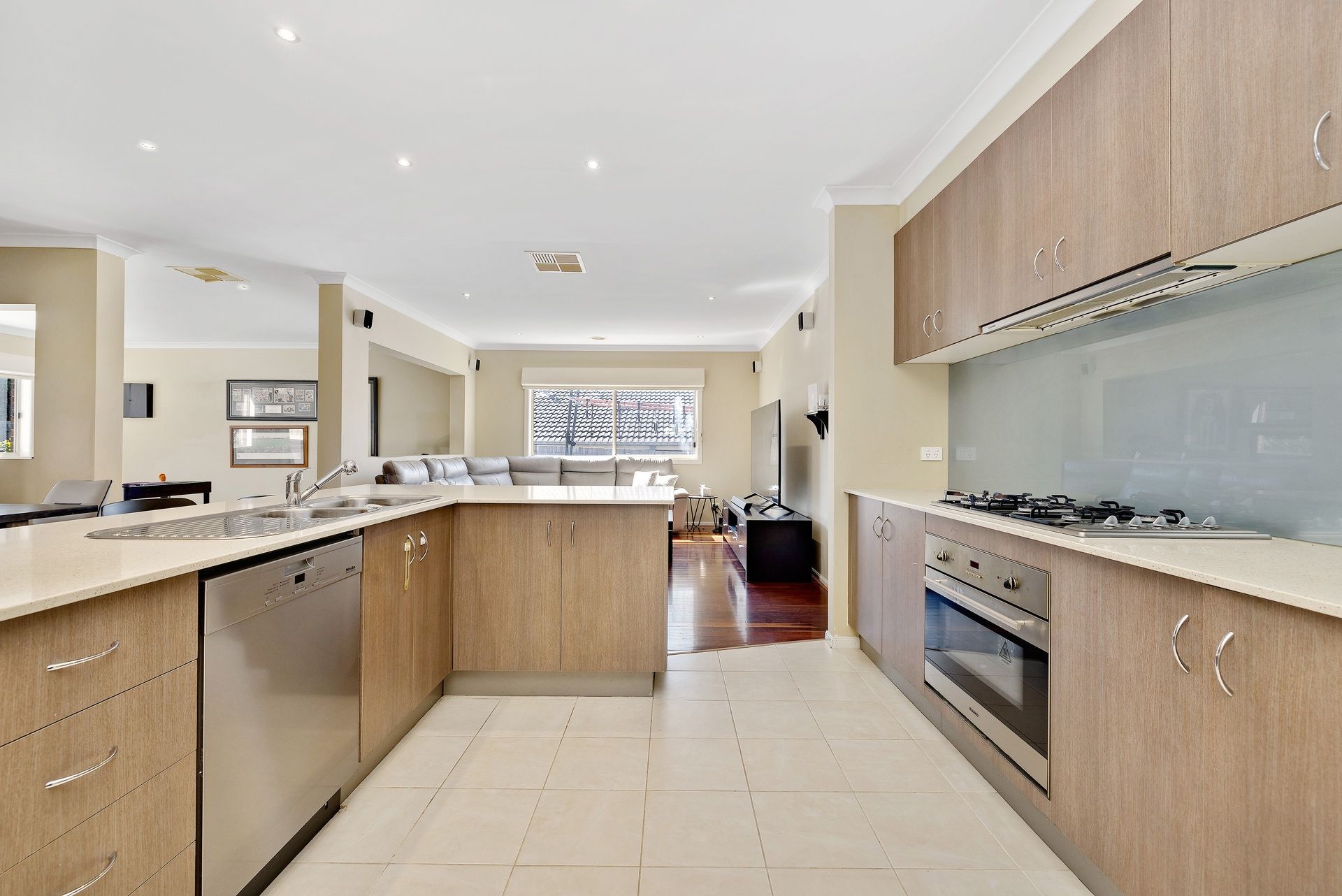 5 JACOB CT, BERWICK VIC 3806, 0 habitaciones, 0 baños, House