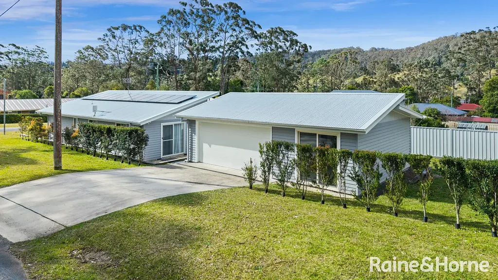 12 Alma Avenue, Fishermans Paradise, NSW 2539