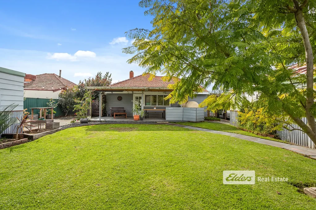 15 Roy Street, Harvey, WA 6220