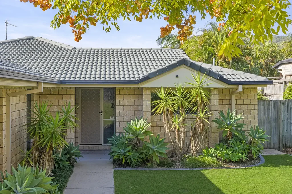 24 Picnic Place, Canungra, QLD 4275