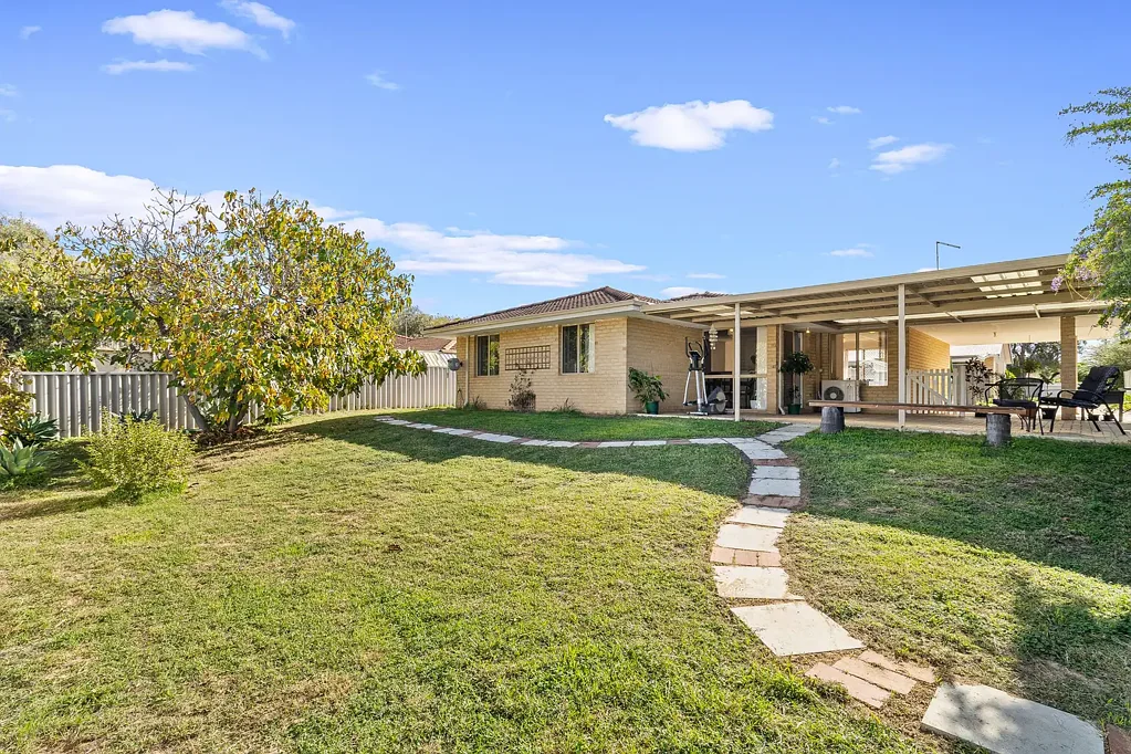 Mandurah 3房  Practical living, perfect location.