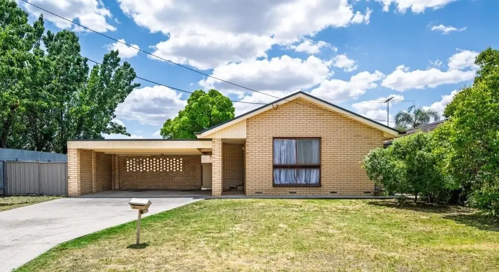 334 Haines Court, Lavington, NSW 2641