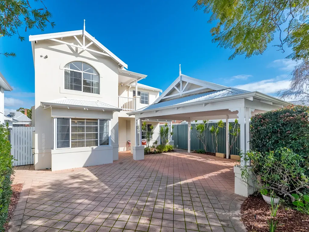 South Perth 4ਬੈੱਡਰੂਮ SECOND OPPORTUNITY!