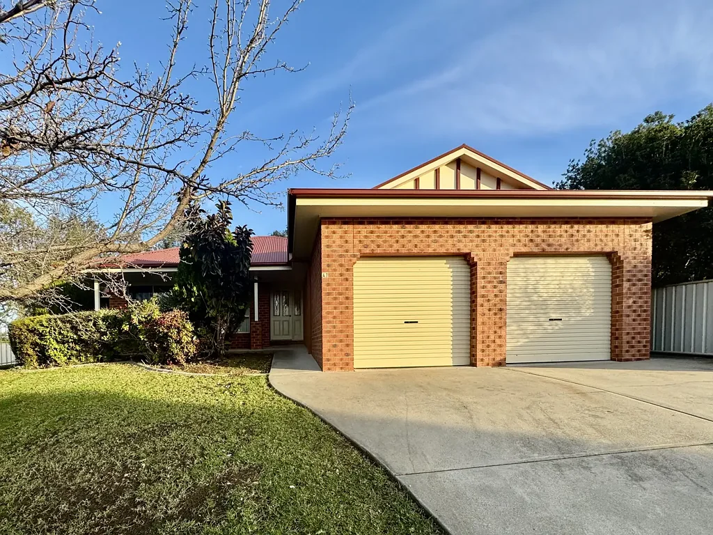 Spacious Family Home in Sought-After Thurgoona