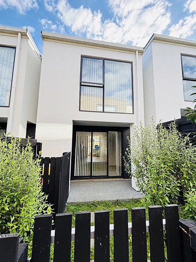 MANGERE BRIDGE, 3 BEDROOMS