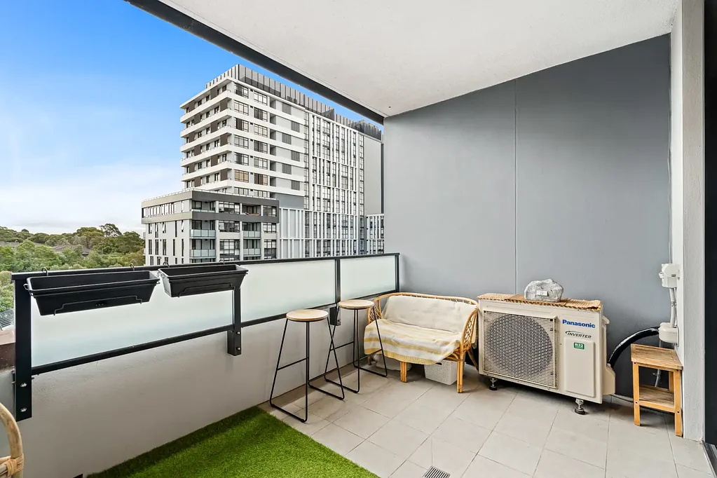 Kirrawee 2部屋 A Stylish Retreat in the Heart of South Village