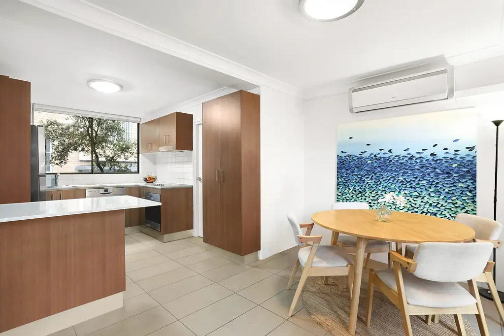 North Bondi 2 Bedroom Spacious North-East Facing Townhouse in Boutique North Bondi Building