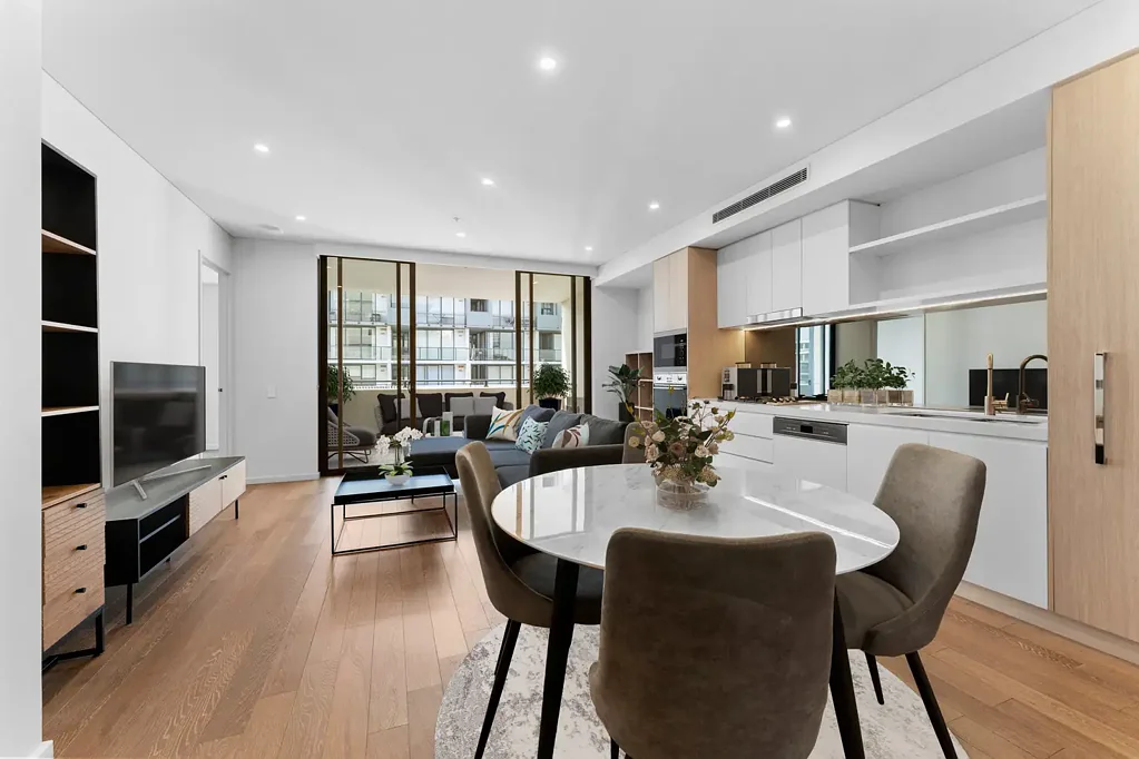 Modern & Stylish High-Level Apartment
