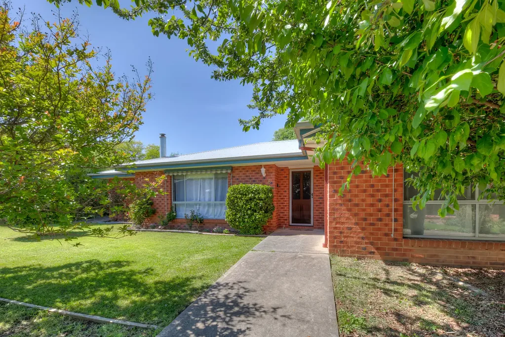 8/27 Toorak Road, Bright, VIC 3741