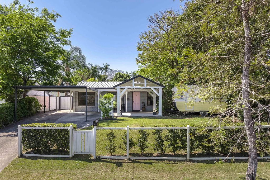 5 Ironbark Crescent, Camira, QLD 4300
