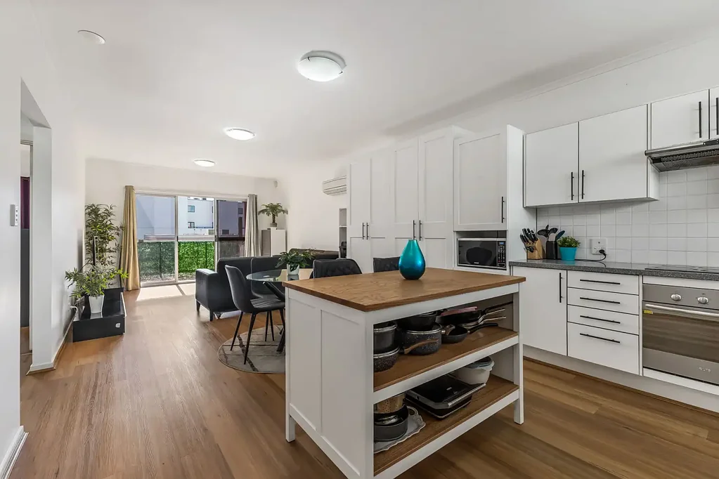 204/6-14 Metro Parade, Mawson Lakes, SA 5095