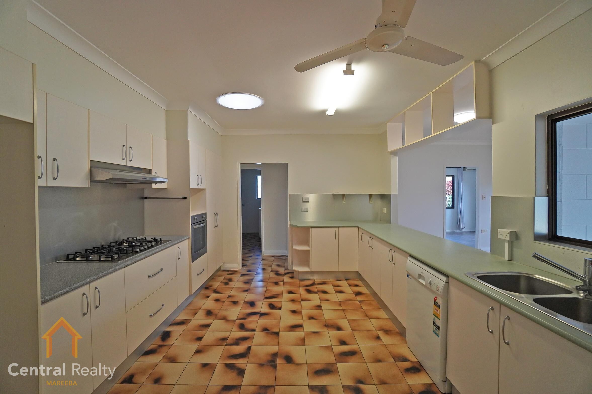 12 BETHEL CL, MAREEBA QLD 4880, 0 غرف, 0 حمامات, House