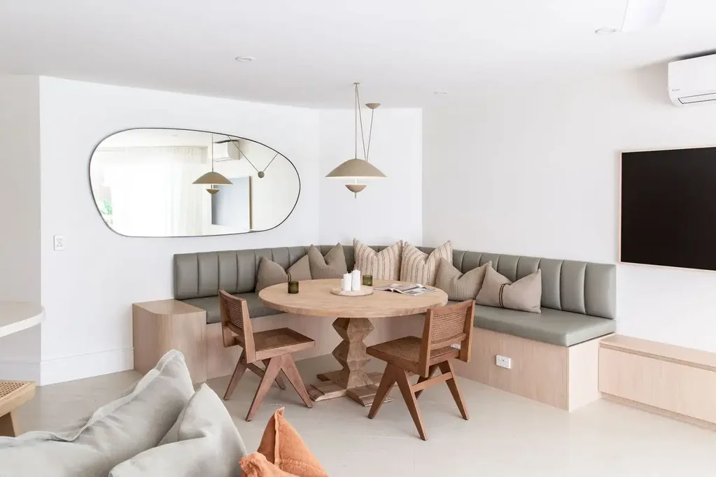 Fully Furnished Retreat with Bay Views