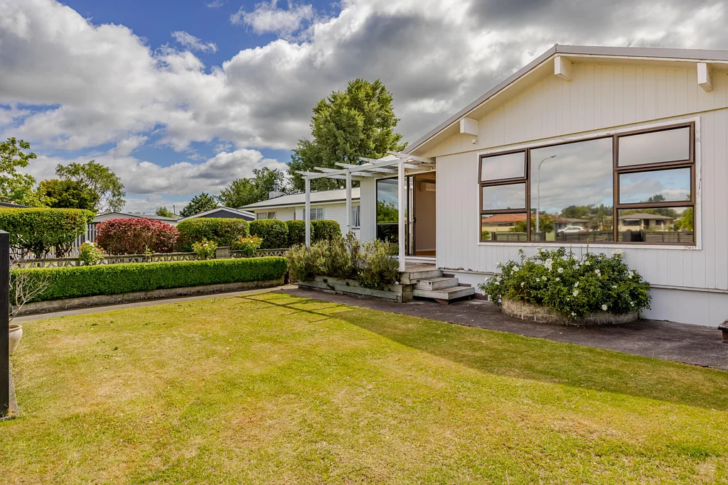 Waipukurau and Surrounds 3Phòng ngủ Unlock the possibilities at 9 Willow Grove!