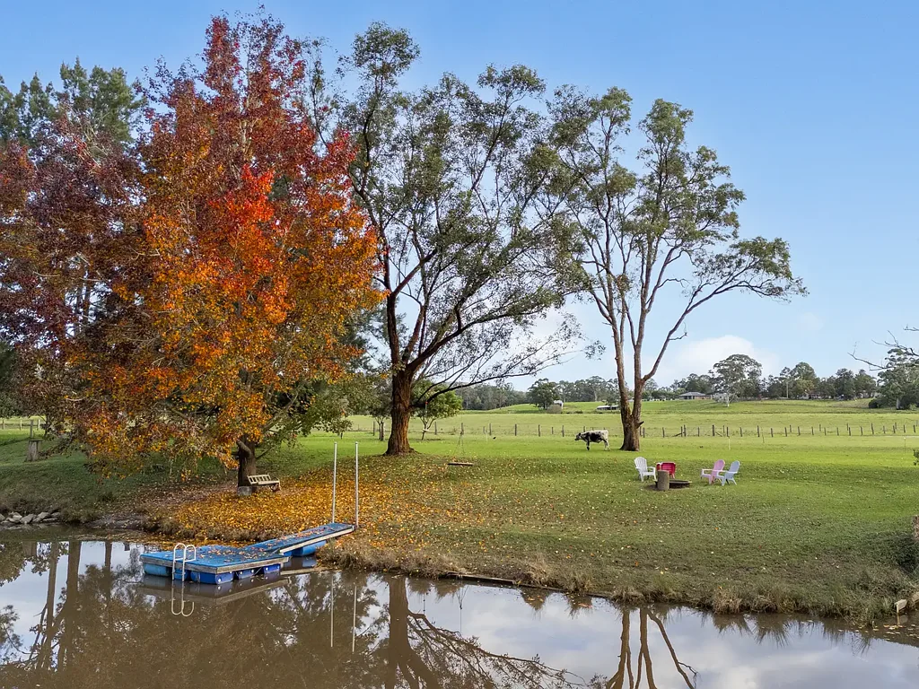 Clarence Town 5房  50 Metres Williams River Frontage
