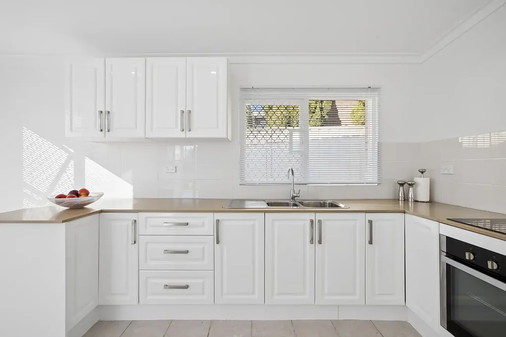 Beaconsfield 2 Bedroom Renovate, detonate, lease or landbank this beautifully positioned local gem in the heart of Beaconsfield
